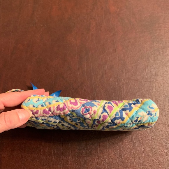 Vera Bradley Wristlet - Picture 6 of 8